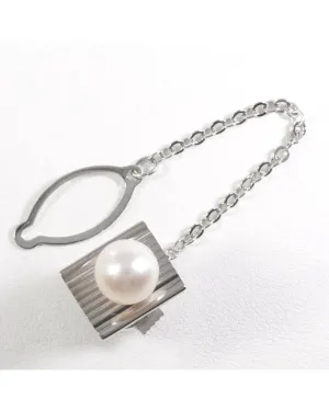 Authentic K14 White Gold Pearl Brooch - Excellent Condition