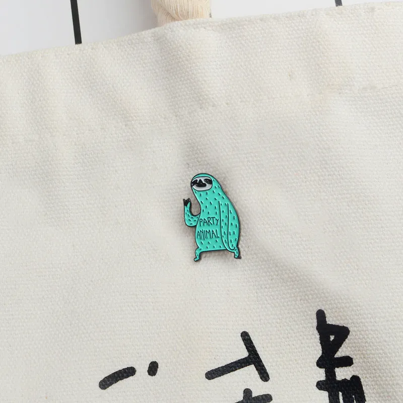 [Party Animal Sloth] Enamel Brooch Pin