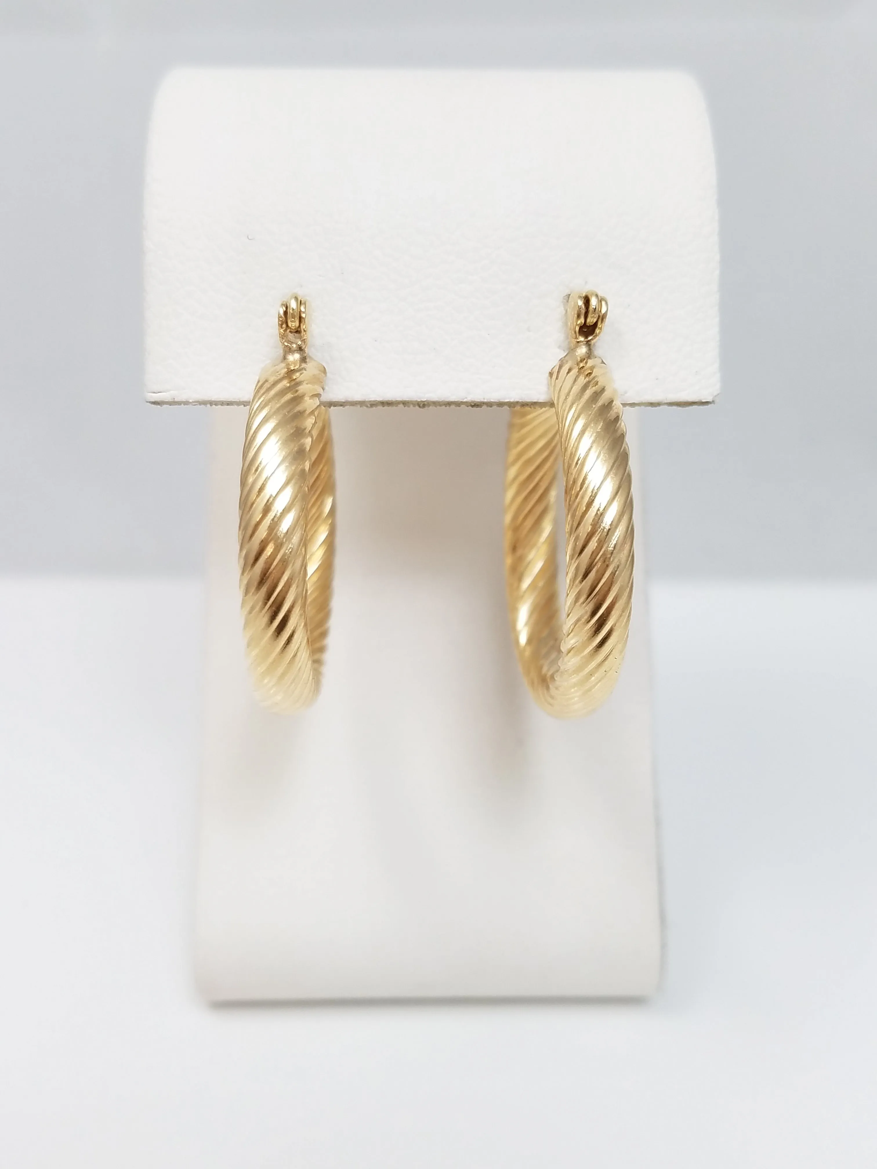 Stylish 14k Yellow Gold Hollow Spiral Hoop Earrings