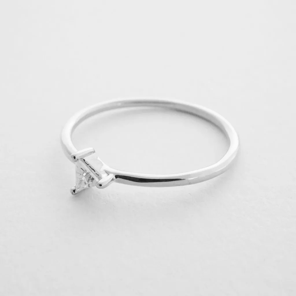 Triangle Solitaire Ring